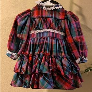 Vintage little girl dress !